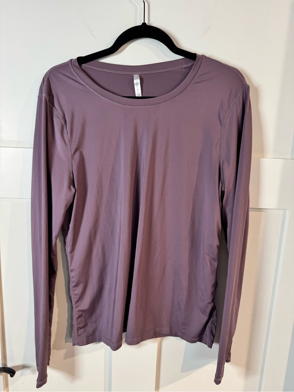 Fabletics Long Sleeve Crew Top in Mauve